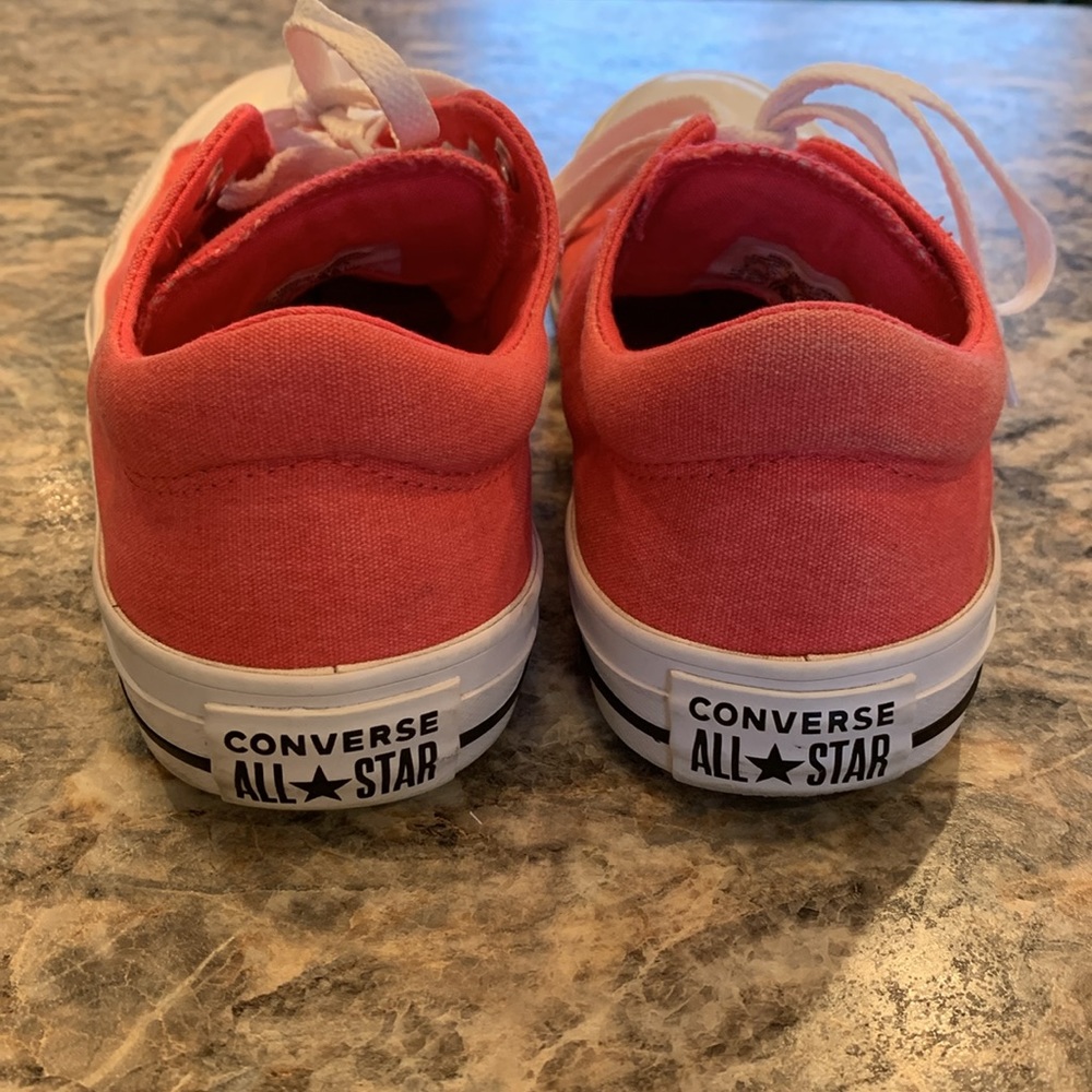 Pink Converse - Picture 3 of 6